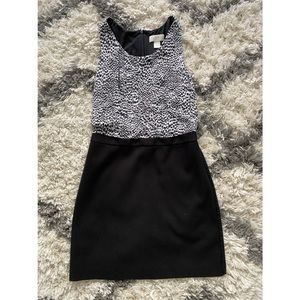 EUC Anne Taylor Loft Dress. Size 2P